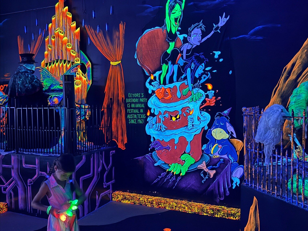 Monster Mini Golf & Laser Tag-朗德罗克必去景点