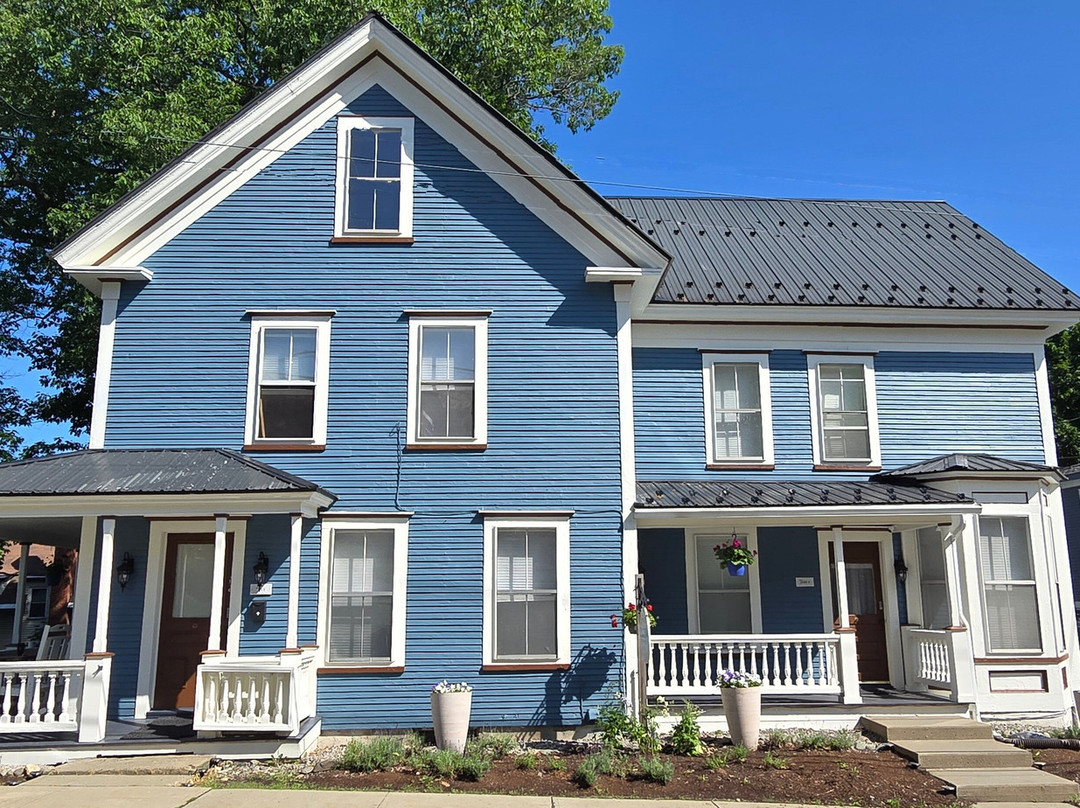 Damselfly Guest House