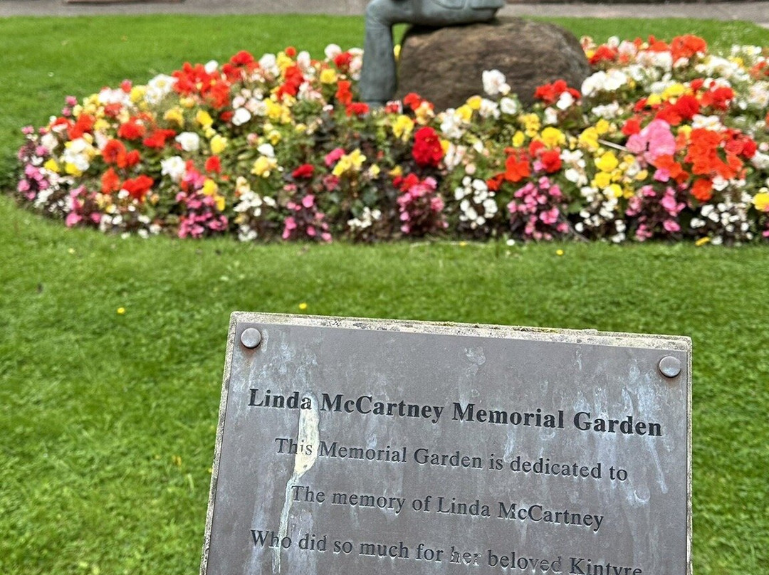 Linda McCartney Memorial Garden-Campbeltown必去景点
