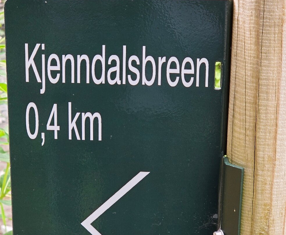 Kjenndalsbreen Glacier-罗恩必去景点