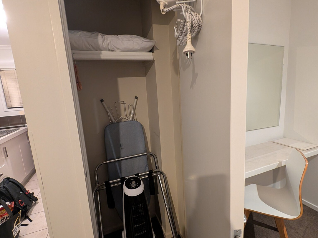 高山湖汽车旅馆主图