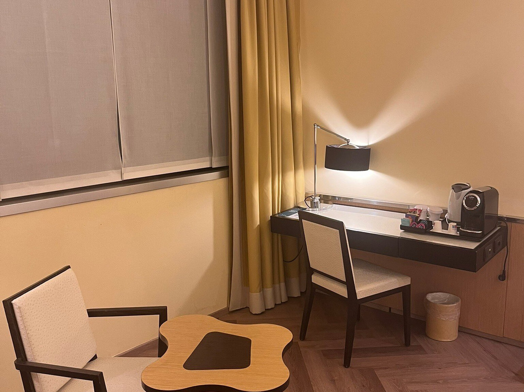 玛尔朋莎乌纳酒店主图