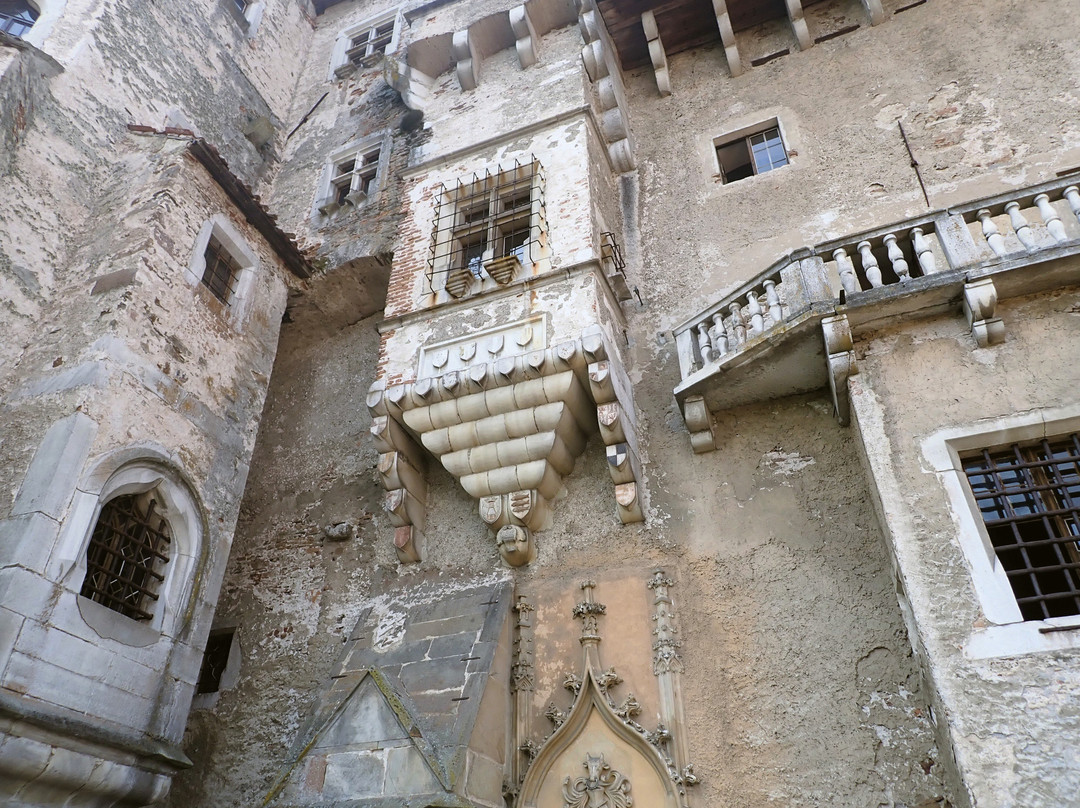 Pernstejn Castle-Nedvedice必去景点