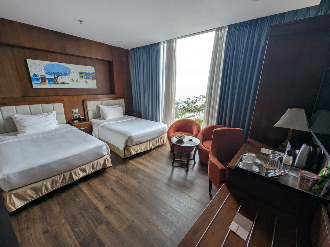 Yarra Ocean Suites Danang主图