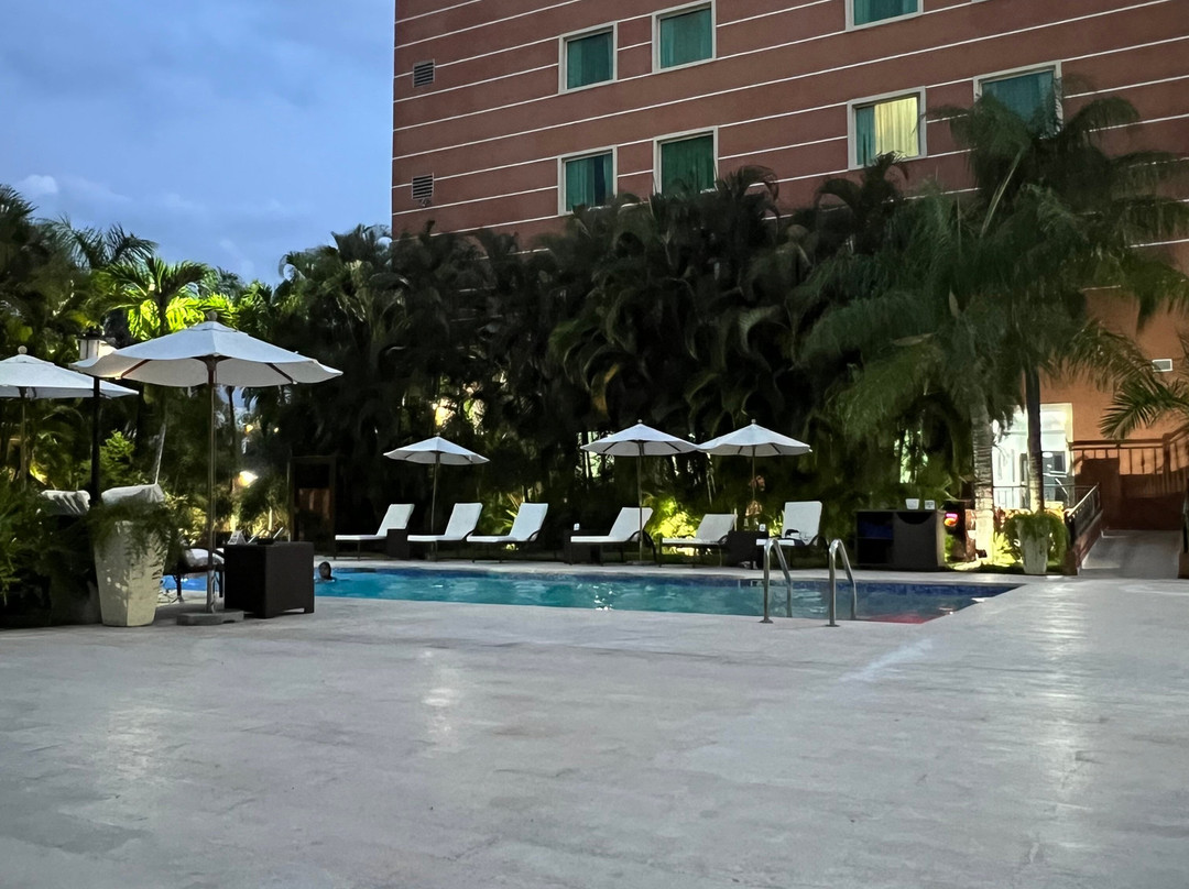 霍德帕花园高尔夫酒店主图