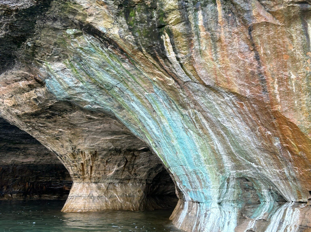 Pictured Rocks Kayaking-缪尼辛必去景点