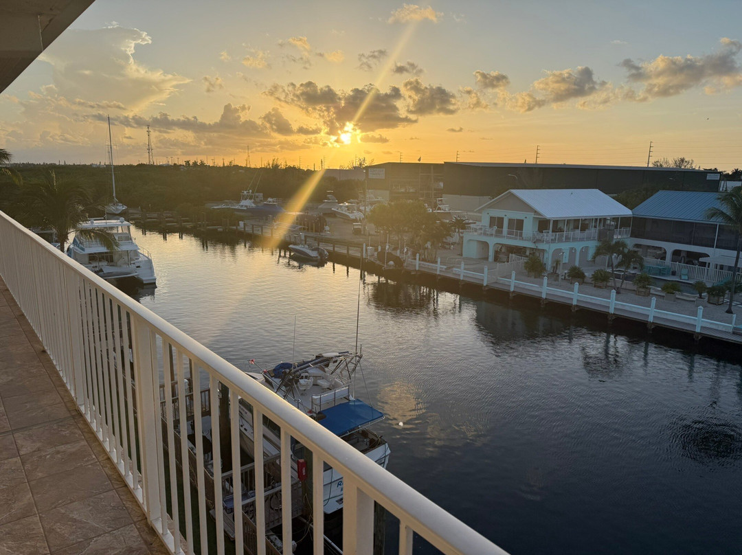 Skipjack Resort & Marina主图