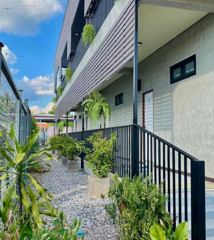 Dee Dee Apartments Chumphae