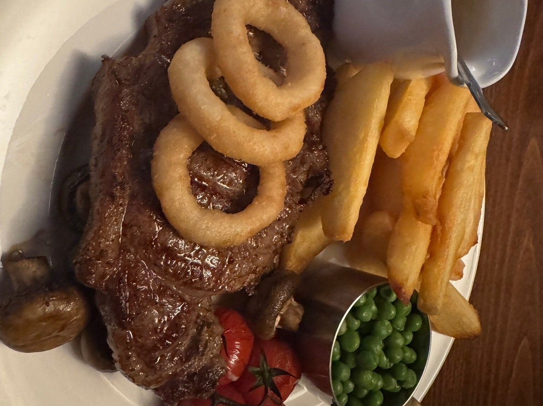 Horse and Groom主图