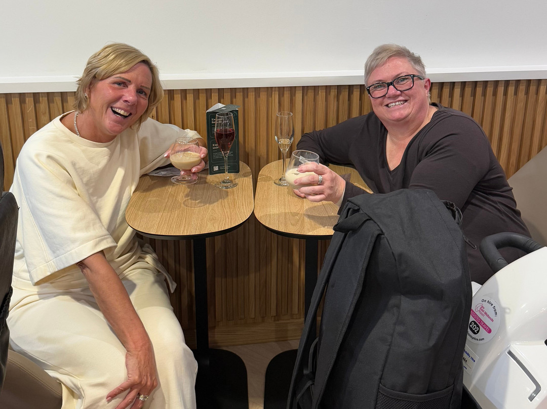 Escape Lounge - East Midlands Airport