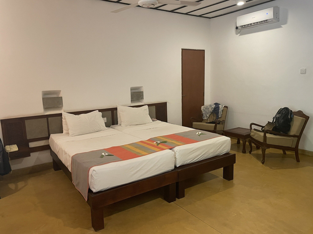 尼拉维利海滩酒店主图