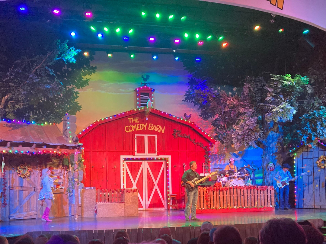 The Comedy Barn Theater-皮金福奇必去景点