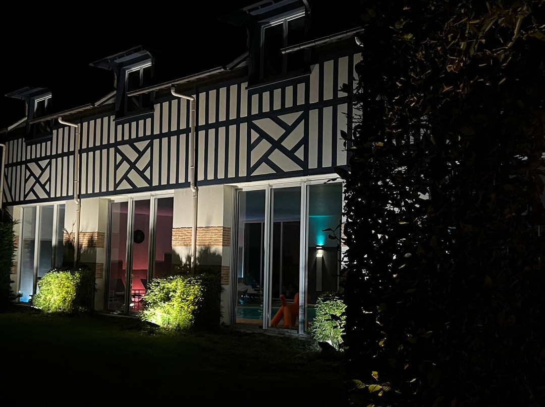 Hôtel La Chaumière主图