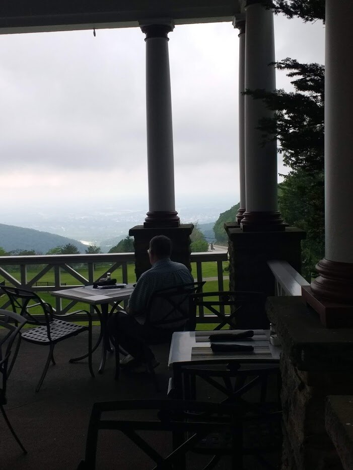 历史性首脑会议酒店-官方