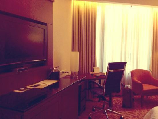 曼谷林布兰特酒店主图