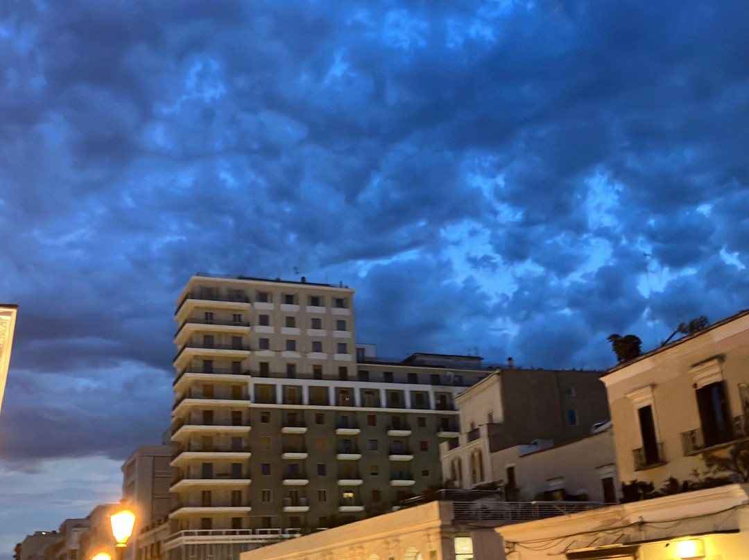 Piazza del Ferrarese-巴里必去景点