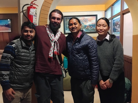 雅拉山顶酒店主图