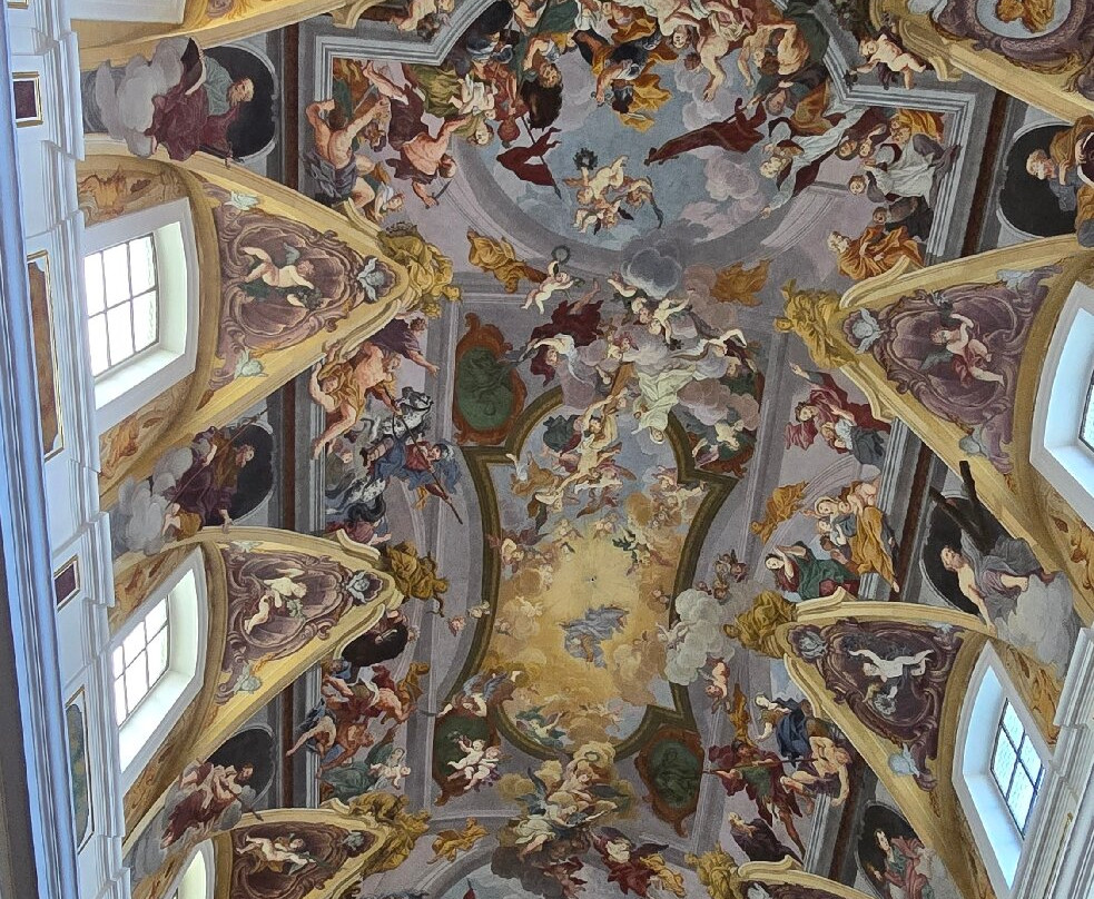 圣尼古拉斯大教堂（Stolnica Sv. Nikolaja）-卢布尔雅那必去景点