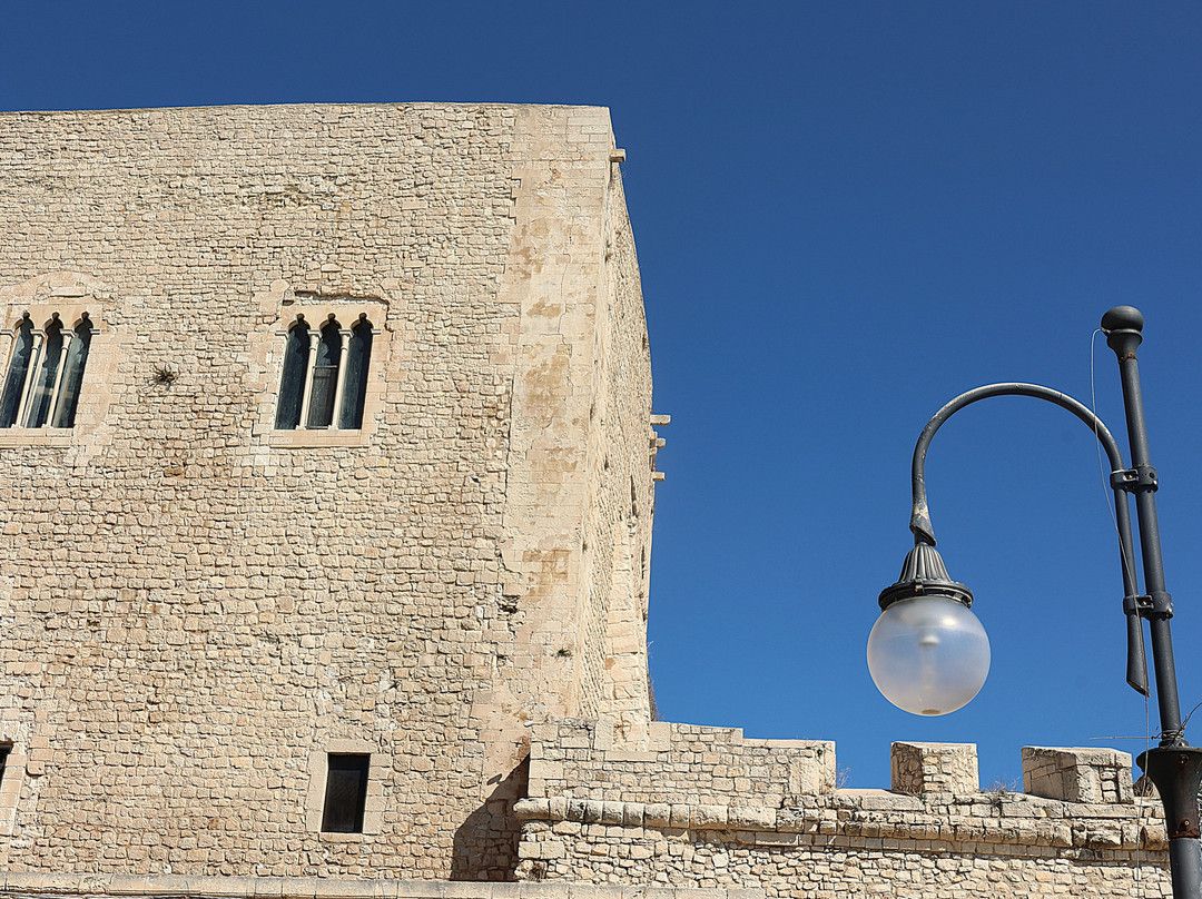 Torre Cabrera-Pozzallo必去景点