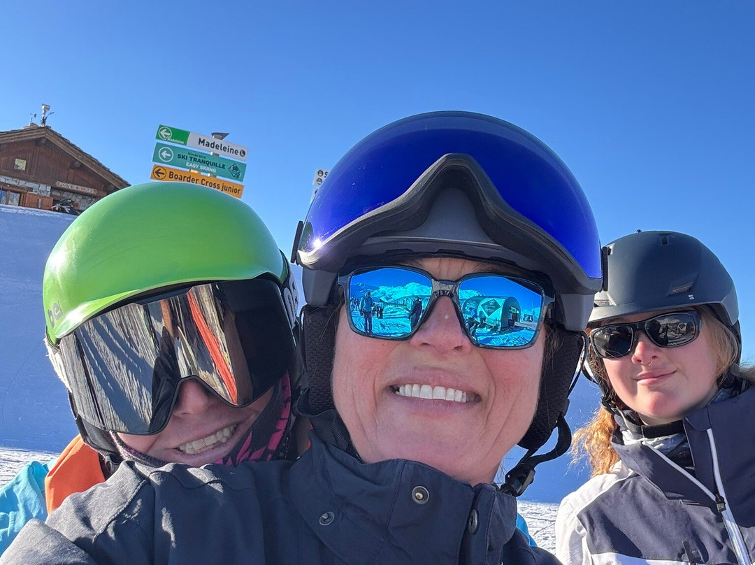 Oxygene Ski & Snowboard School Val d'Isere-伊泽尔谷必去景点