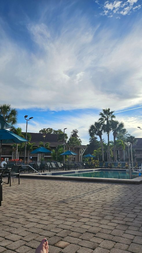 波利尼西亚岛度假村-官方