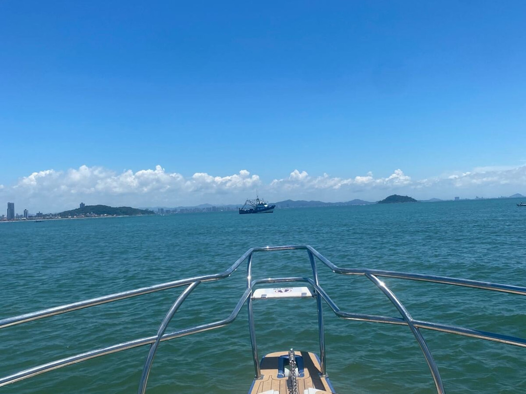 Passeios de Lancha SC-Picarras必去景点