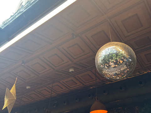 Whisky Bar-地拉那必去景点