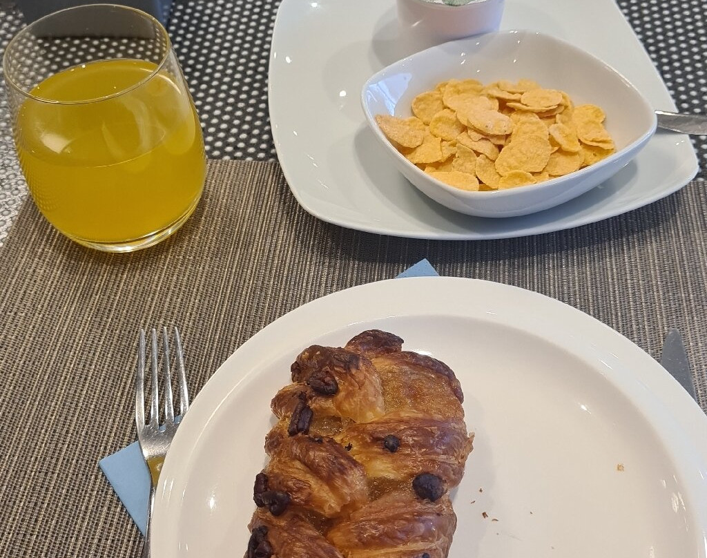 马拉沃丽雅酒店主图