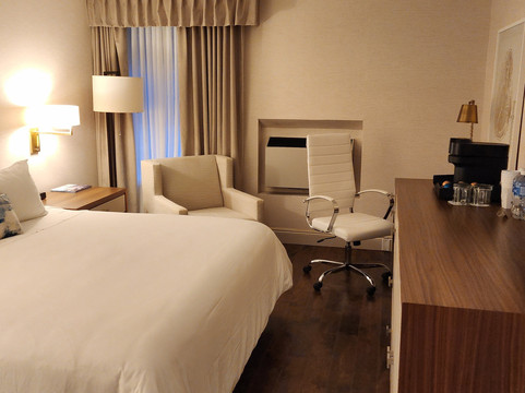 纳尔逊勋爵酒店及套房主图