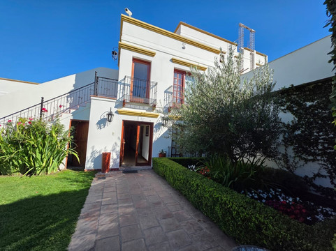 阿斯图里亚斯酒店主图