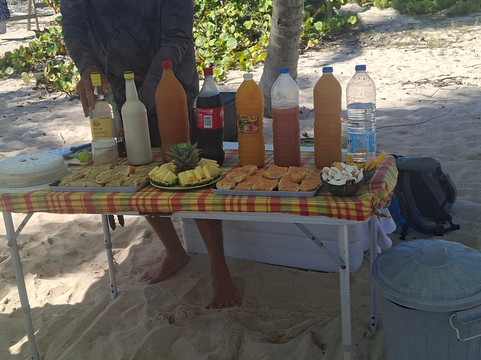 Authentique Excursion-Sainte-Anne必去景点