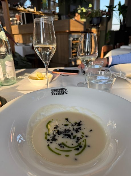 德维特圣母院酒店-官方