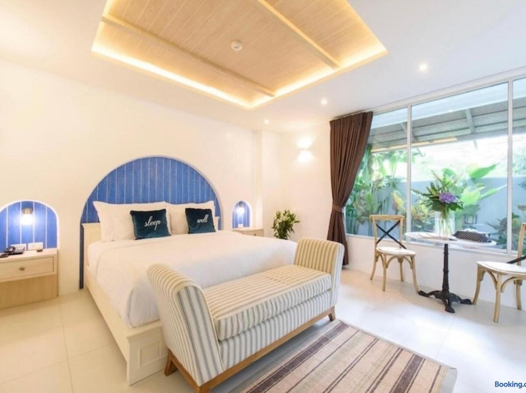 Costa Village Jacuzzi Bangsaray