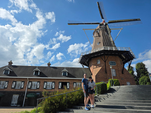 Castrolanda Cultural Center-Castro必去景点