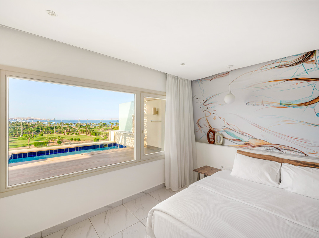 赫尔格达纯时尚生活施柏阁酒店主图