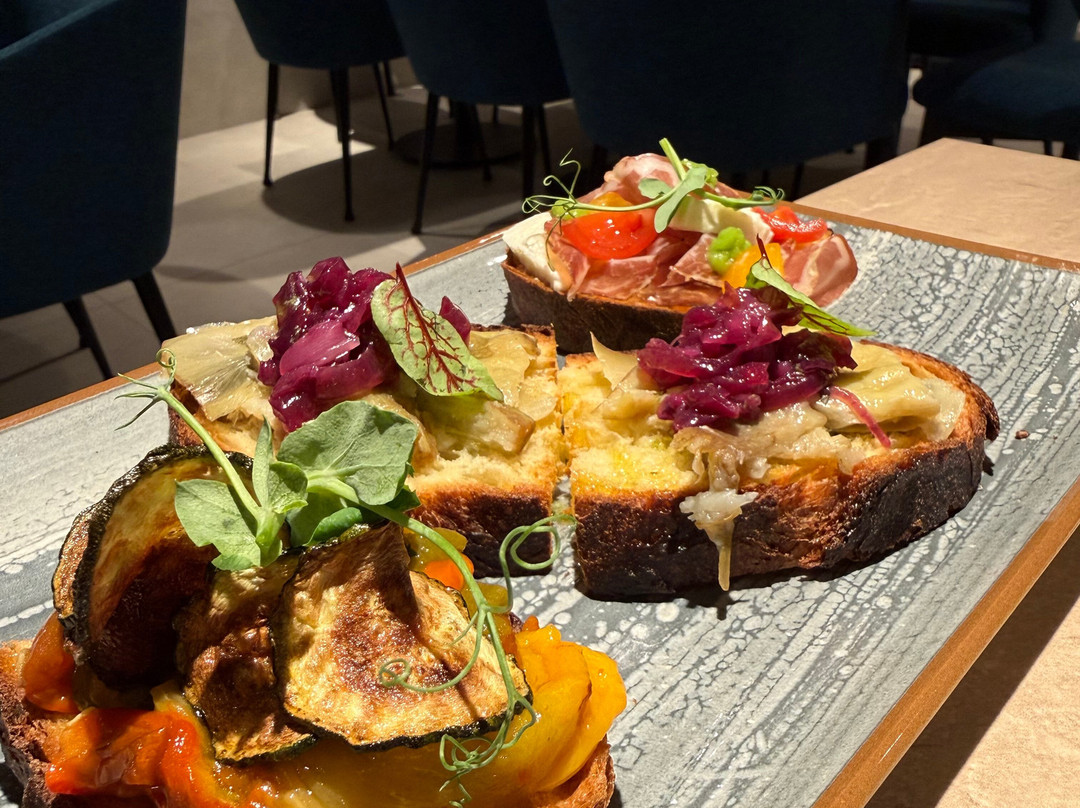 Stravirs ⁴ Bistrot