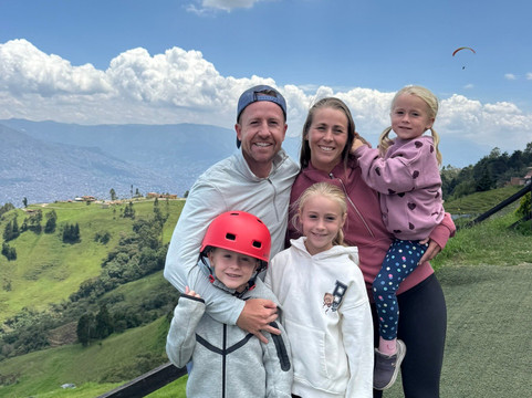 Paragliding Medellin-麦德林必去景点