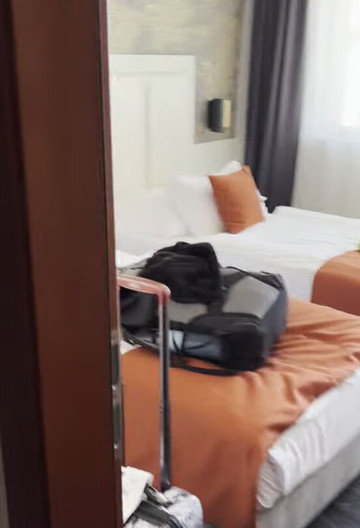 布达佩斯机场酒店主图