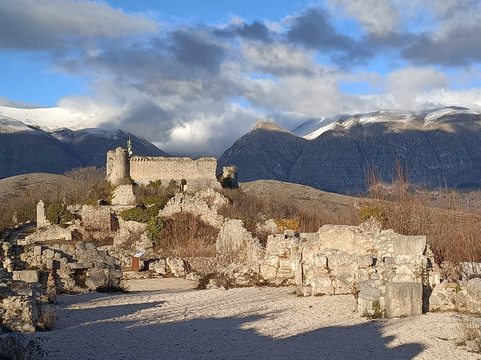 Borgo Medievale Massa D'Albe-Massa D'Albe必去景点