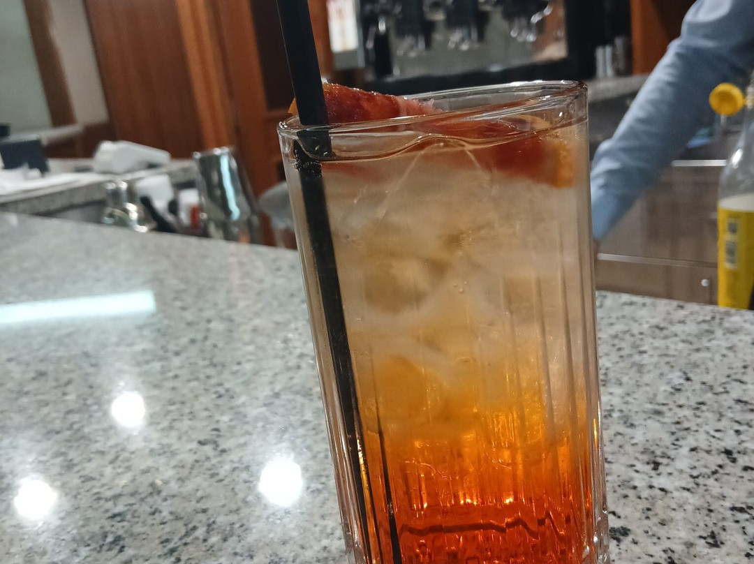 阿尔罗切大酒店主图