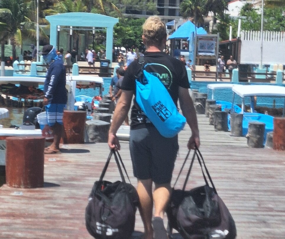 Remi Diving in Mexico-普拉亚德尔卡曼必去景点