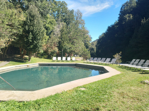 胡伊菲温泉酒店主图