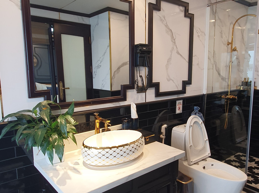 Aime'e Cruises-Quang Ninh必去景点