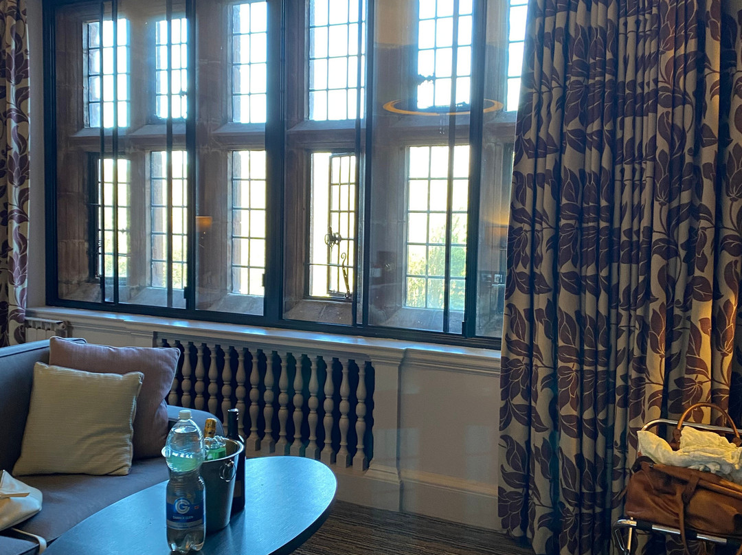 修道院别墅酒店主图