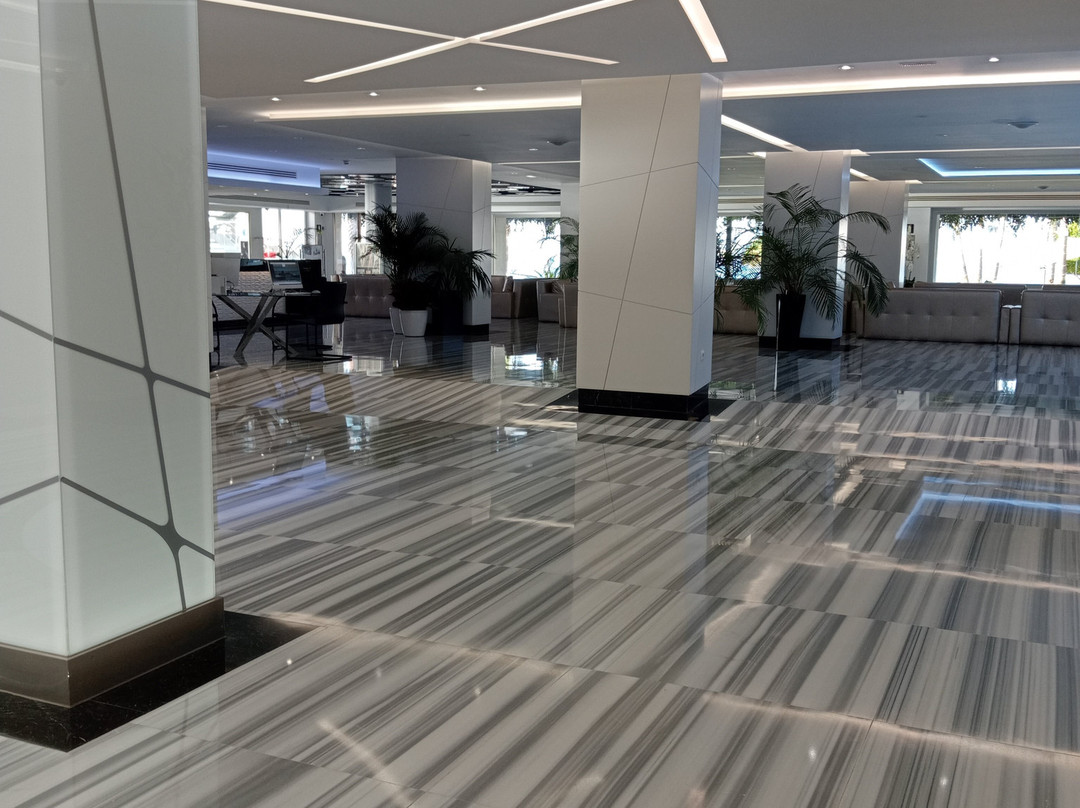 托雷玛尔酒店主图