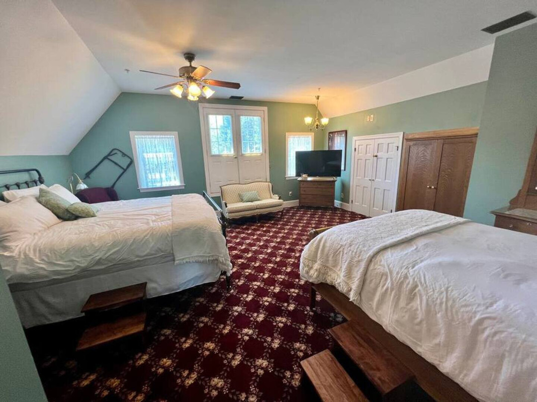 Madison Heights酒店住宿-The Carriage House Inn & Events