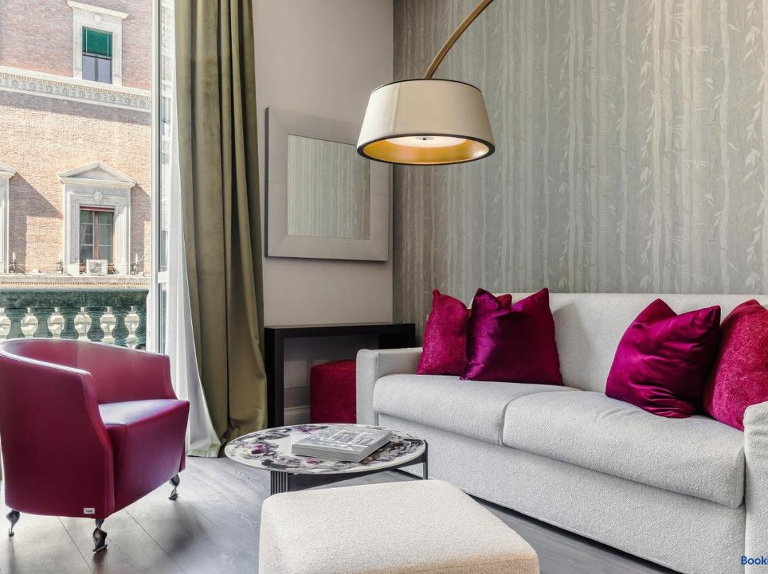 FOUR Suites Pantheon