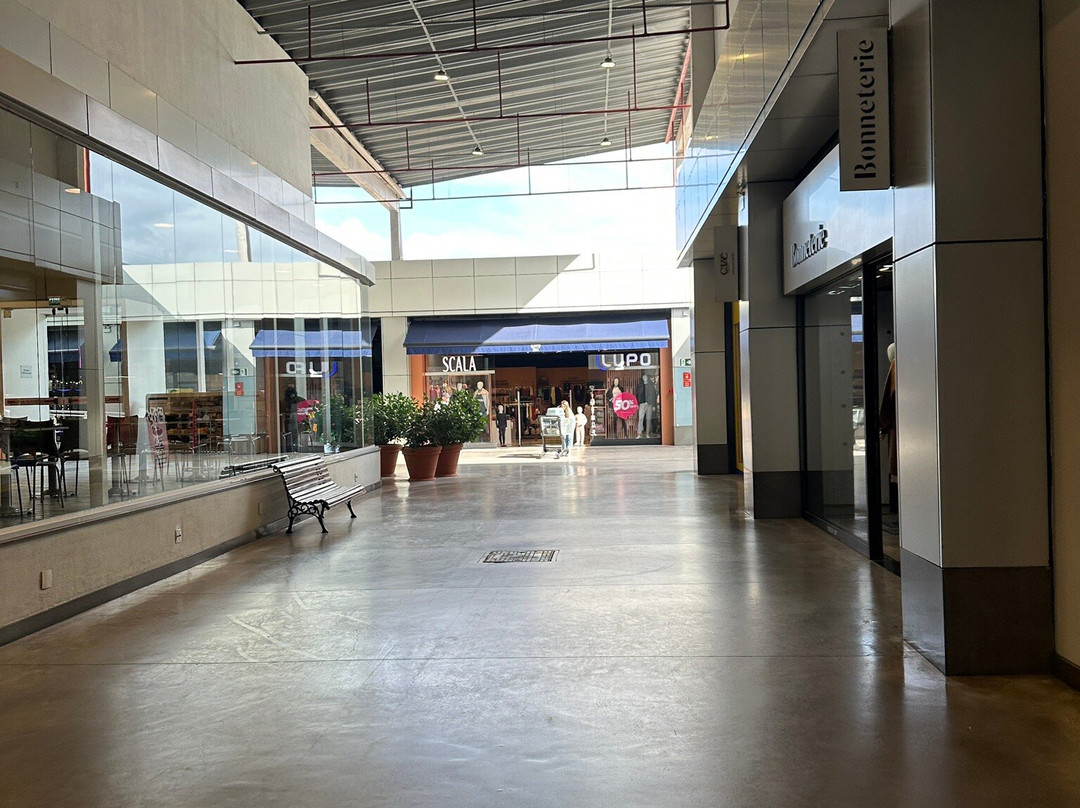 I Fashion Outlet-新汉堡必去景点