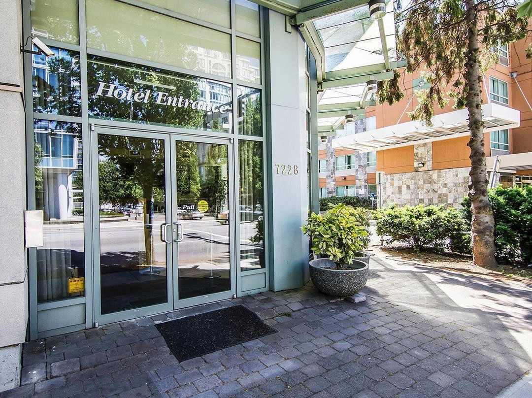 温哥华机场Comfort酒店