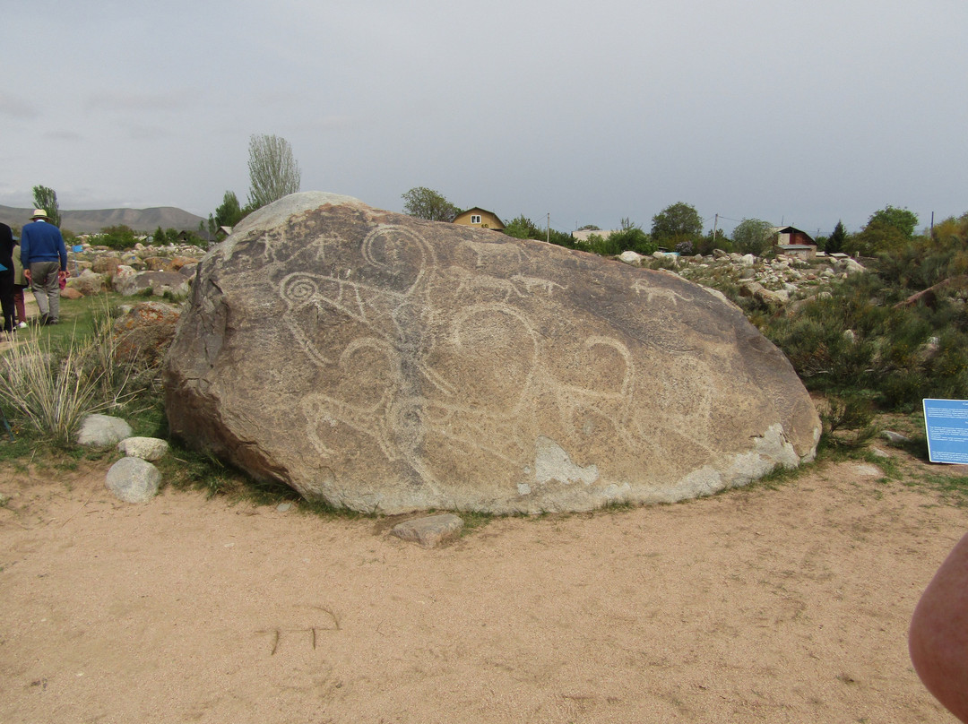 Museum of Petroglyphs-乔尔蓬阿塔必去景点